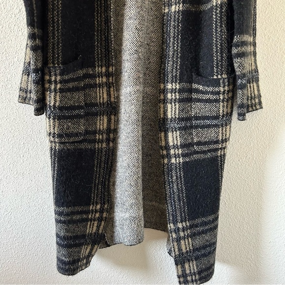 Spring & Mercer Women’s Knit Longline Cardigan Small Plaid Black Beige OpenFront - Picture 2 of 14